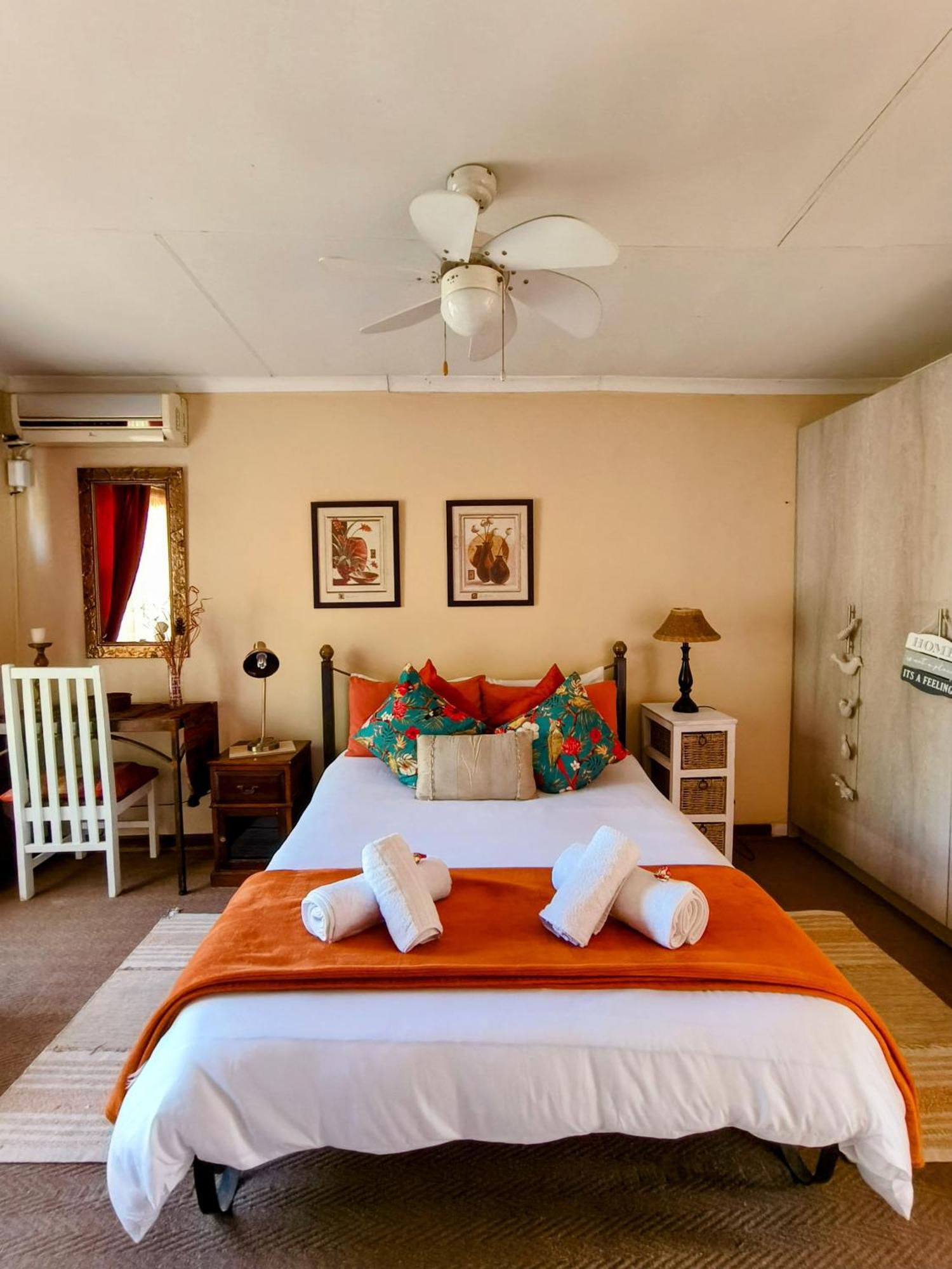 La Boheme Gastehuis Bloemfontein Room photo